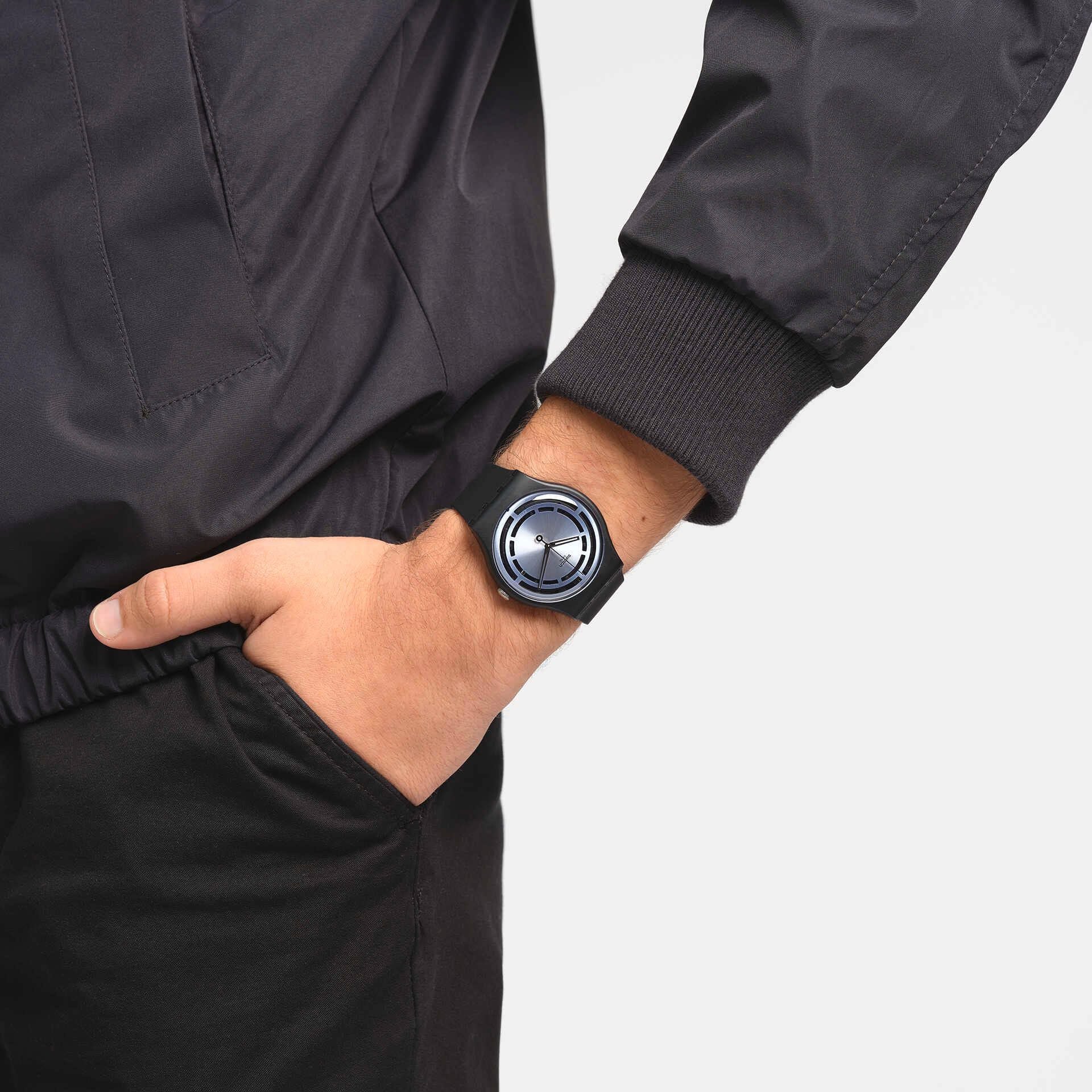 Orologio Uomo Swatch Quarzo Solo Tempo Bioceramic Nero Azzurro Lucido SO32B118
