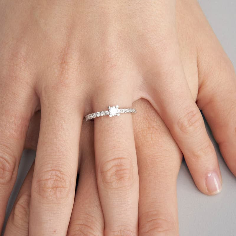 Anello Donna Unoaerre Argento Bianco Solitario Zirconi Laterali 520380 Misura 15