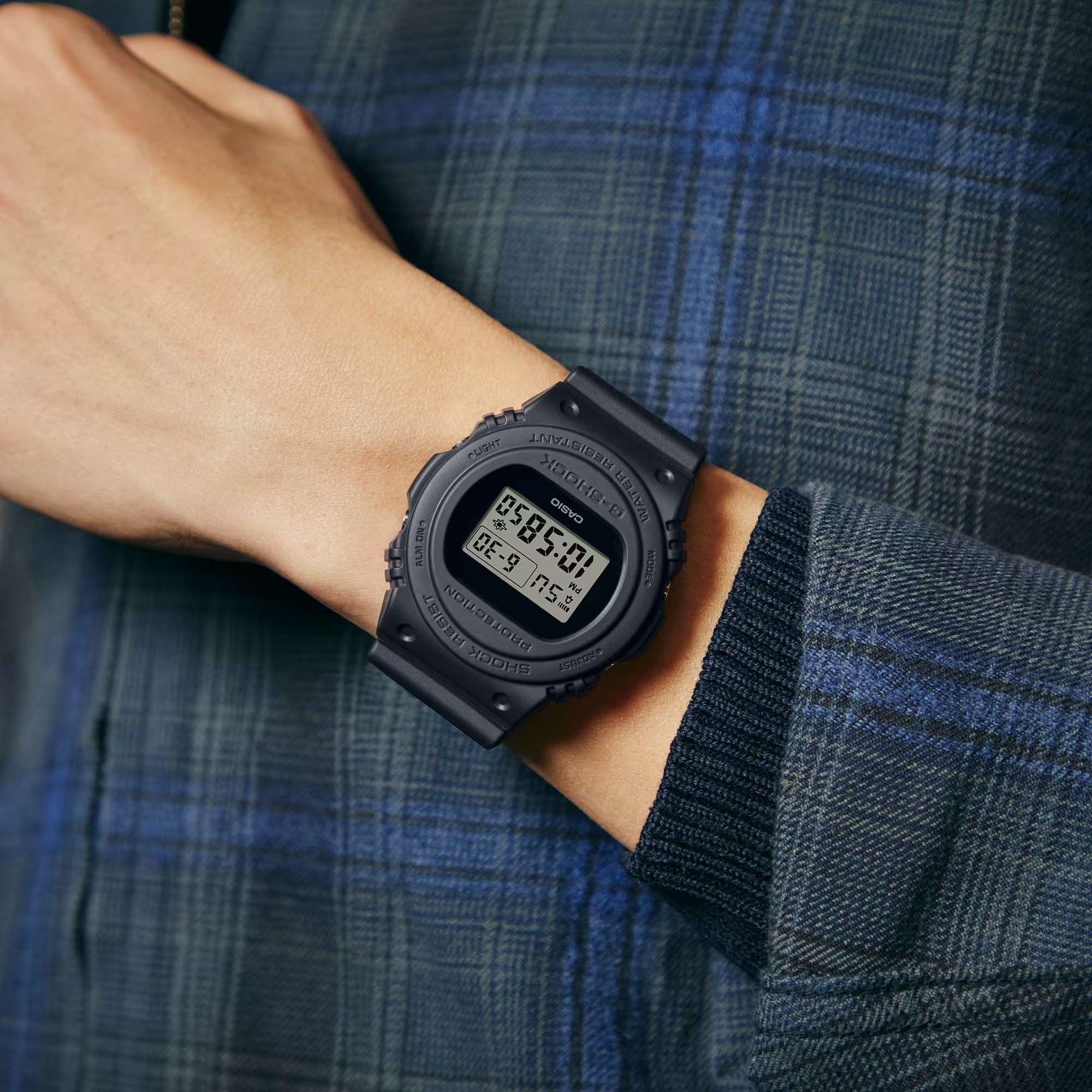Orologio Uomo Casio G-Shock Nero Digitale Special Edition DWE-5657RE-1ER