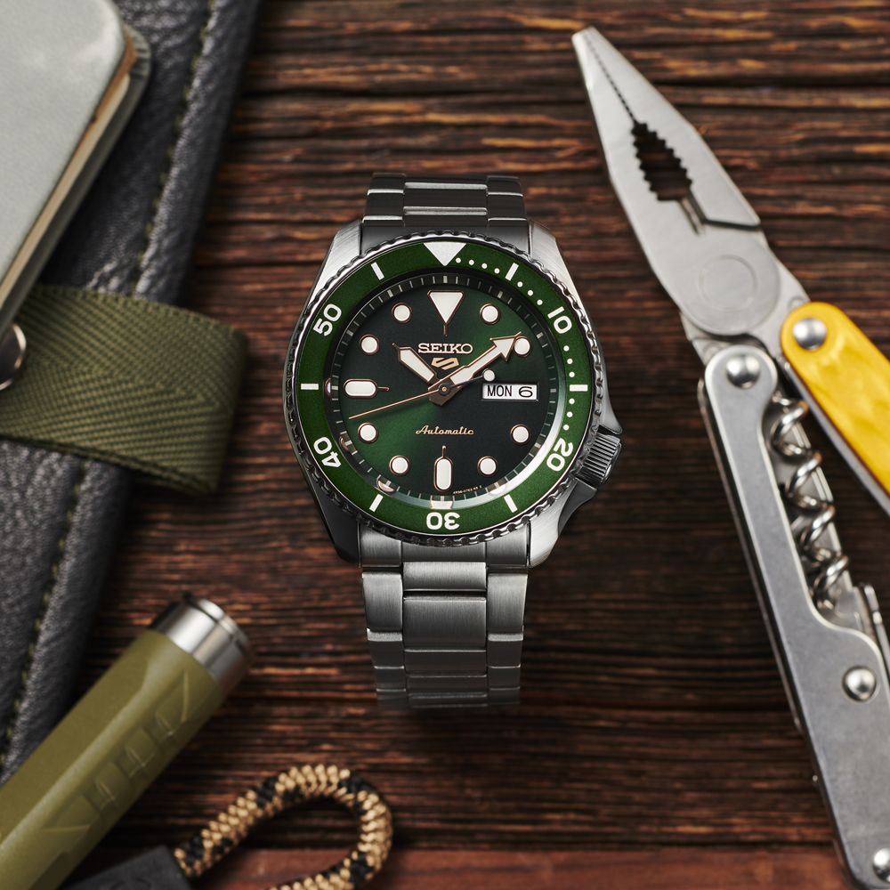 Orologio Uomo Seiko 5 Sport Automatico Doppia Data Acciaio Verde Rosè SRPD63K1
