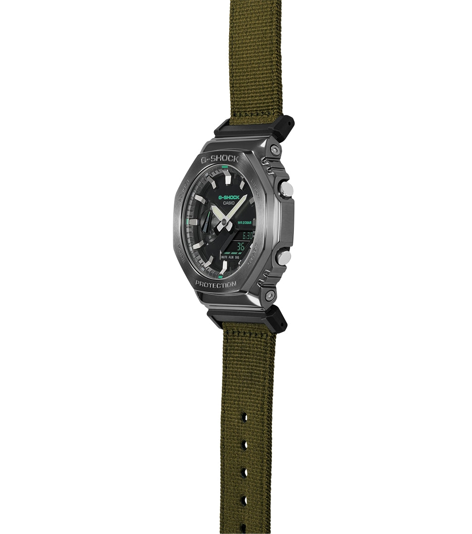Orologio Uomo Casio G-Shock Acciaio Brunito Lucido Tessuto Verde Scuro GM-2100CB-3AER