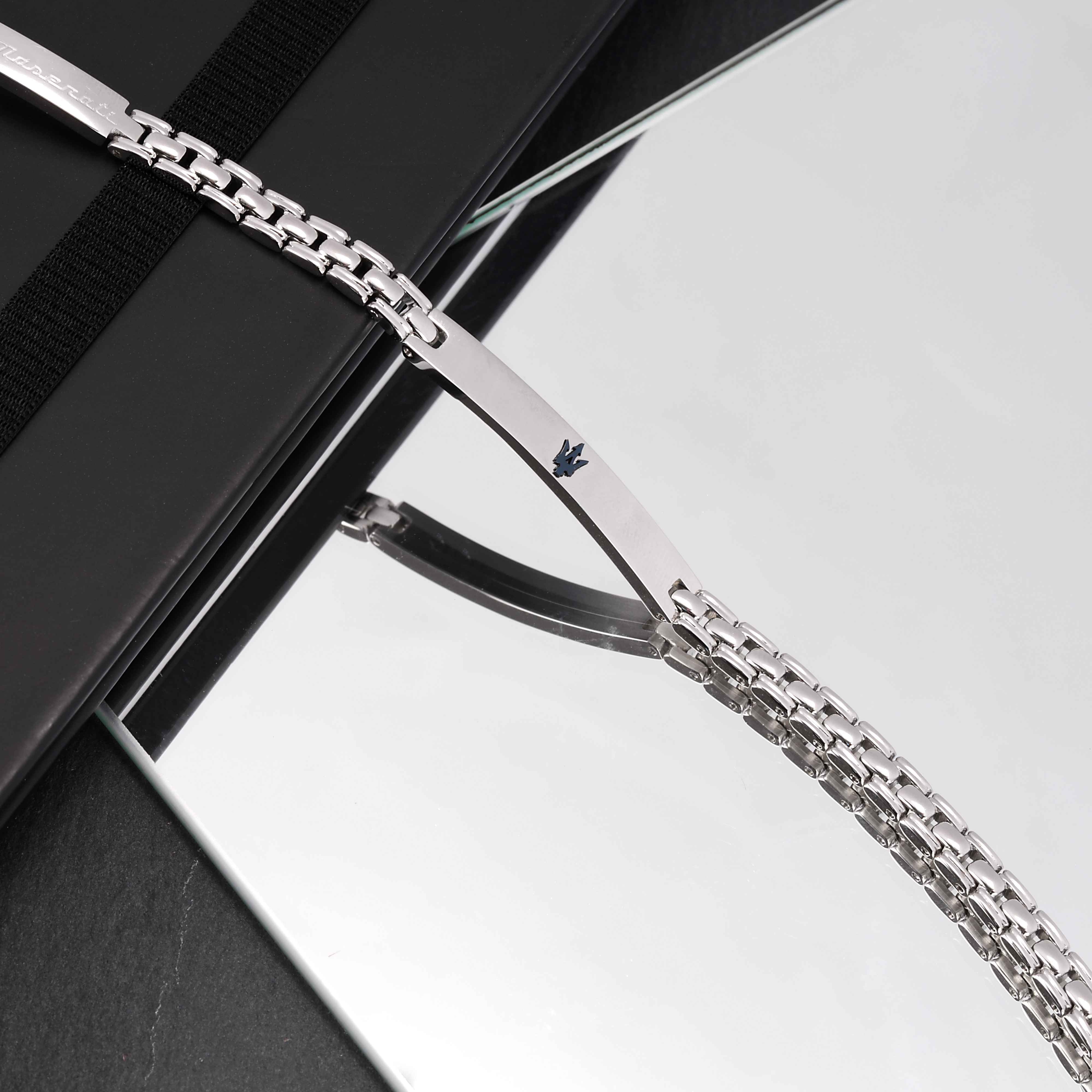 Bracciale Uomo Acciaio Maserati Centrale Semirigido JM421ATK19