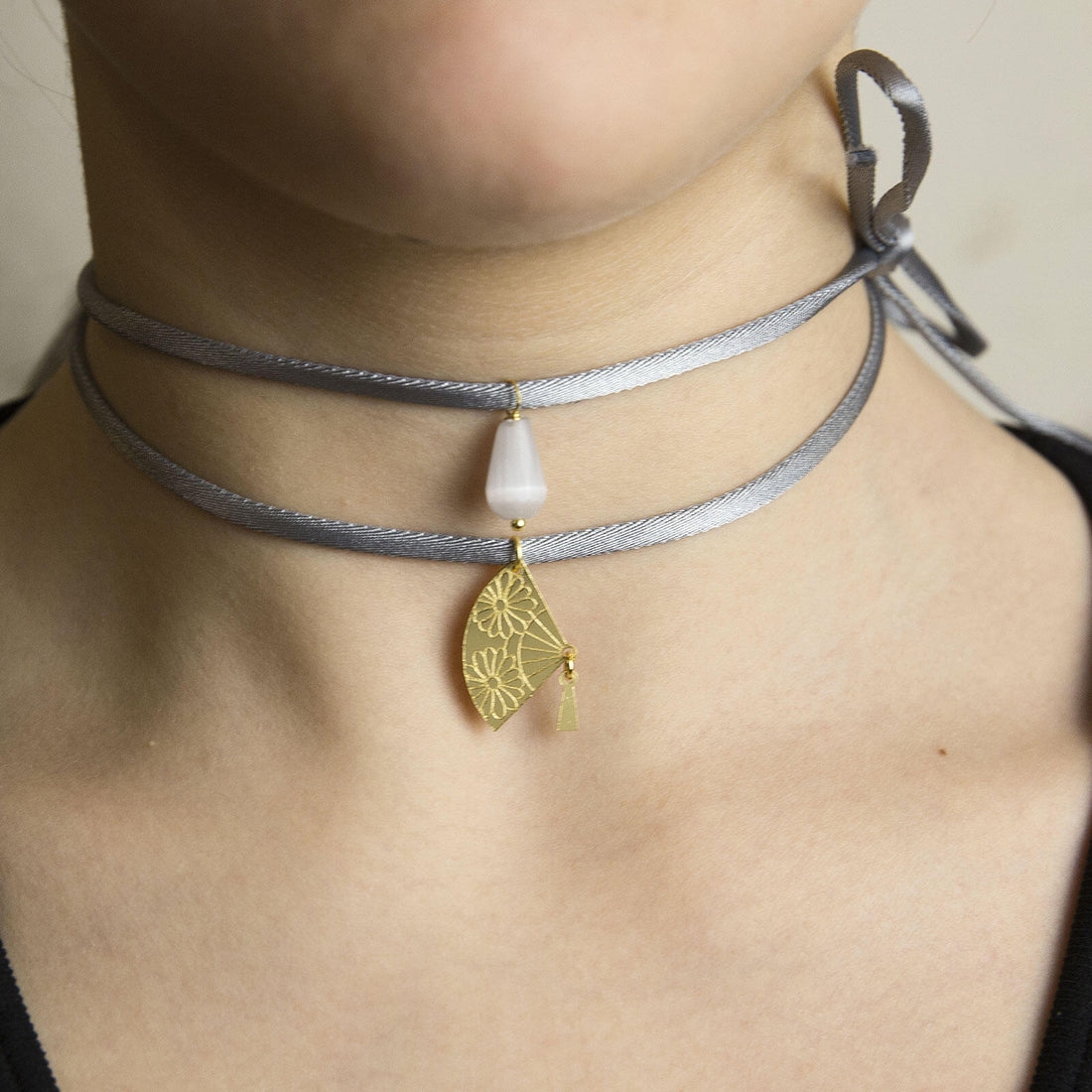 Collana Donna Lebole Tessuto Grigio Ottone Ventaglio Quarzo VO.V/FI/Grigio.P