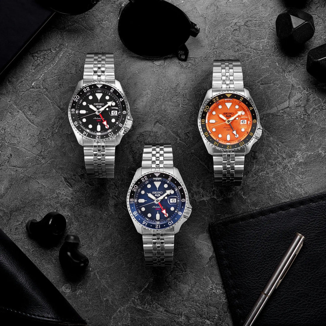 Orologio Uomo Seiko 5 GMT Sport Acciaio Jubilè Automatico Nero Blu Data SSK003K1