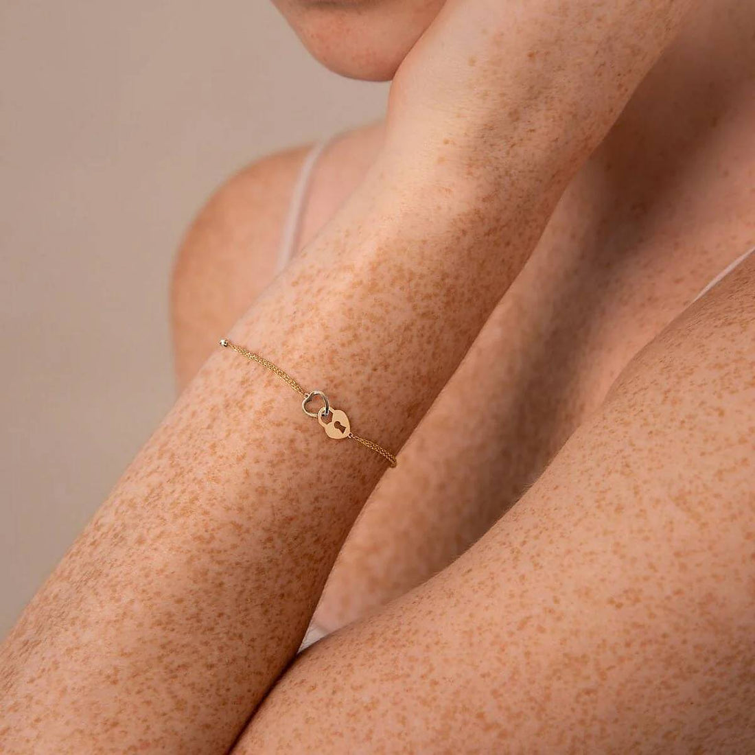 Bracciale Donna Milor Gold 9 KT Catena Rolò Cuori Intrecciati WSGD90397.YG