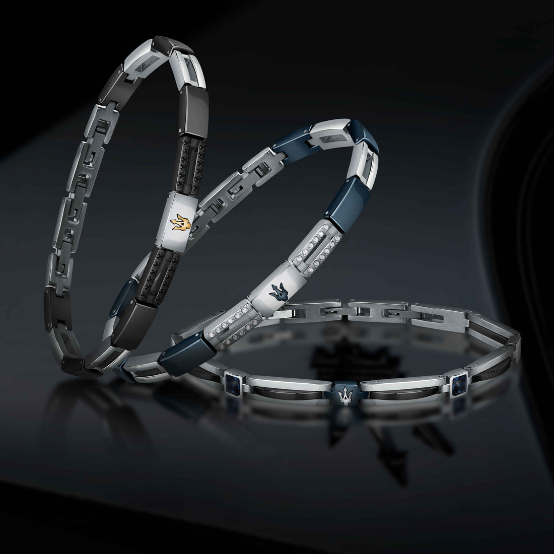 Bracciale Uomo Maserati Acciaio Bicolore Ceramica Nera Logo Centrale Blu JM223ATZ20