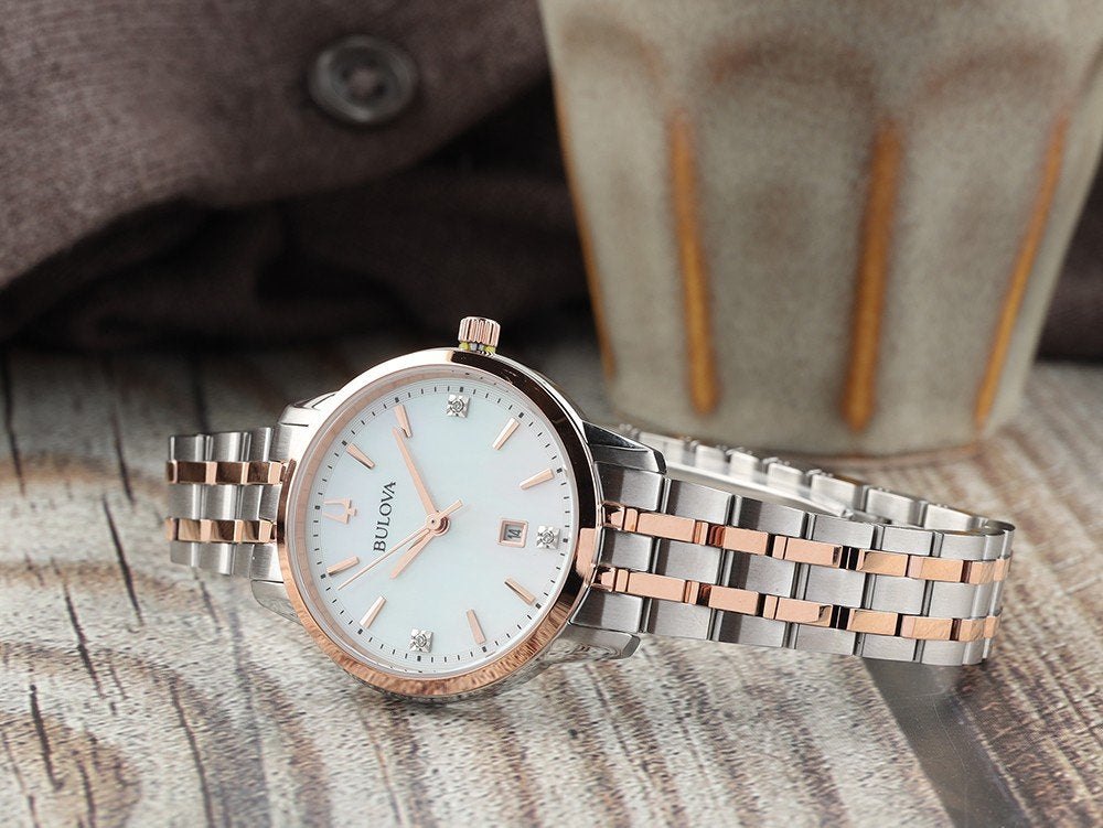 Orologio Donna Bulova Quarzo Solo Tempo Sutton Lady Acciaio Bicolore Diamanti 98P213