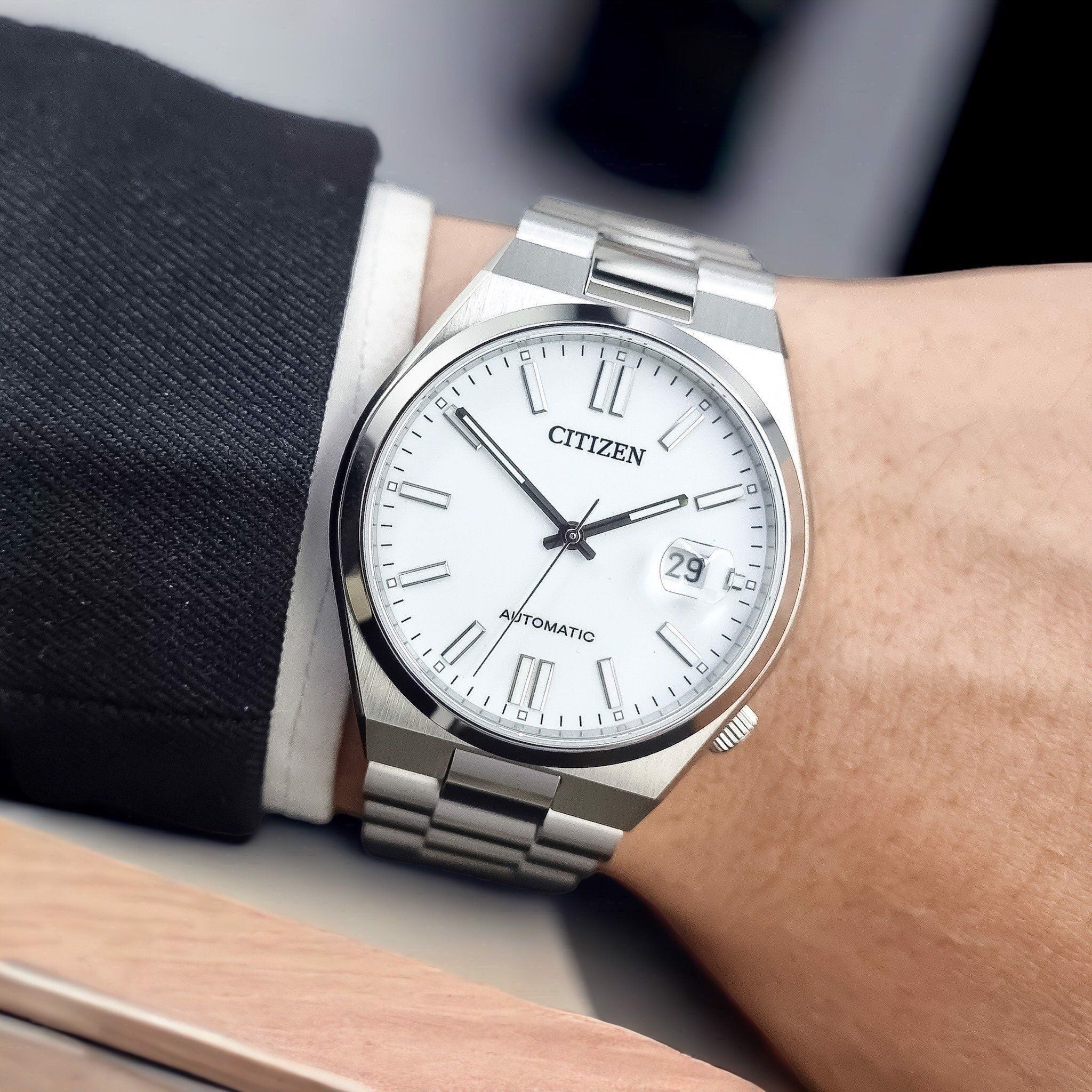 Orologio Uomo Citizen Automatico Acciaio Bianco Data Maglia President NJ0150-81A