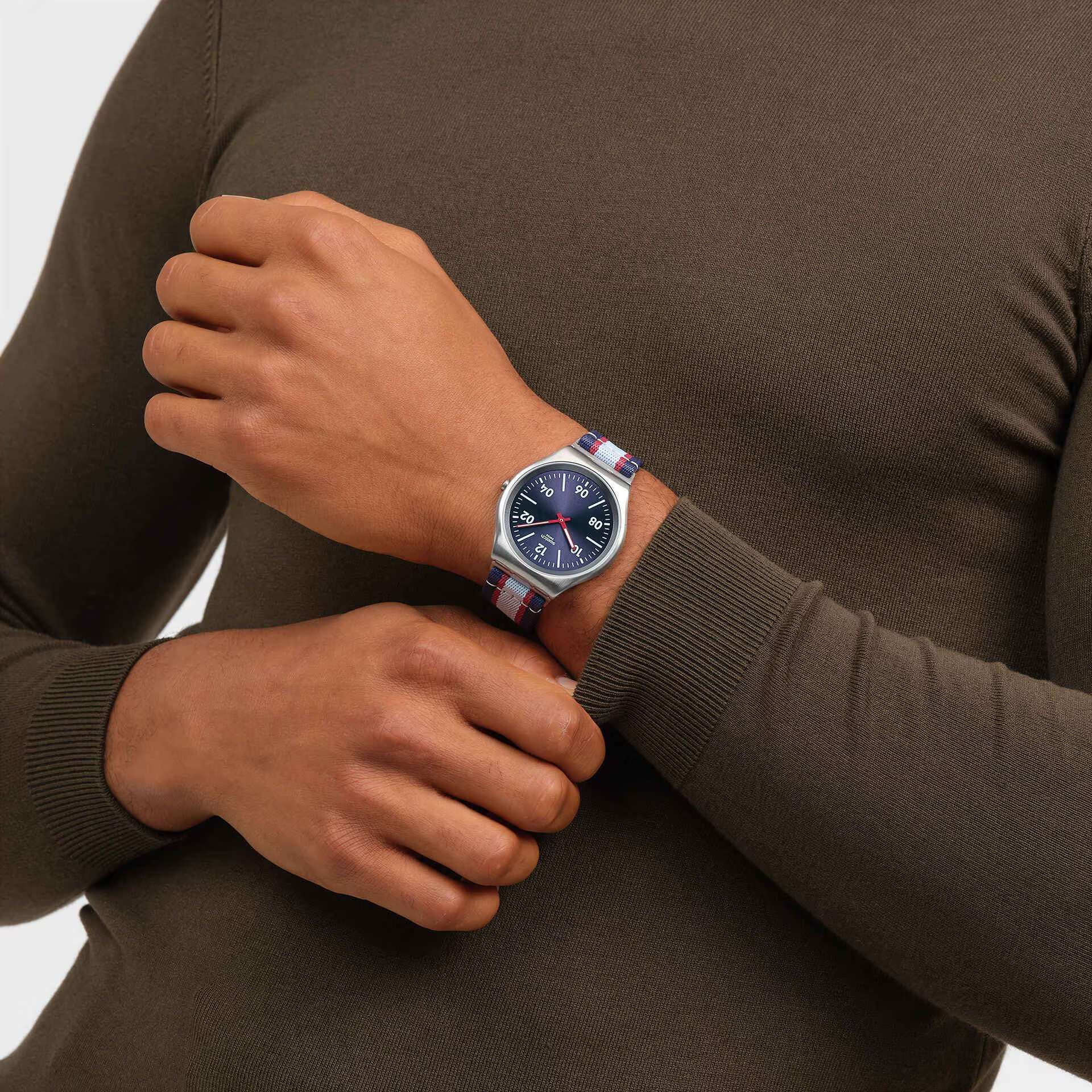 Orologio Unisex Swatch BESIDE THE SEA Skin Blu Rosso SS07S149