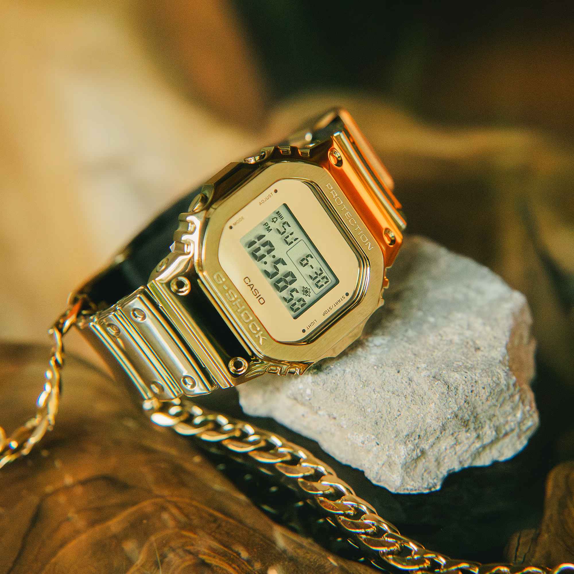 Orologio Uomo Casio G-SHOCK Resina Flex Dorata Oro GM-5600YMG-9ER