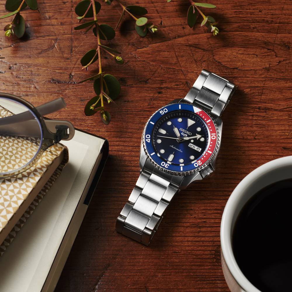 Orologio Uomo Seiko 5 Automatico Pepsi Acciaio Doppia Data Blu Rosso SRPD53K1