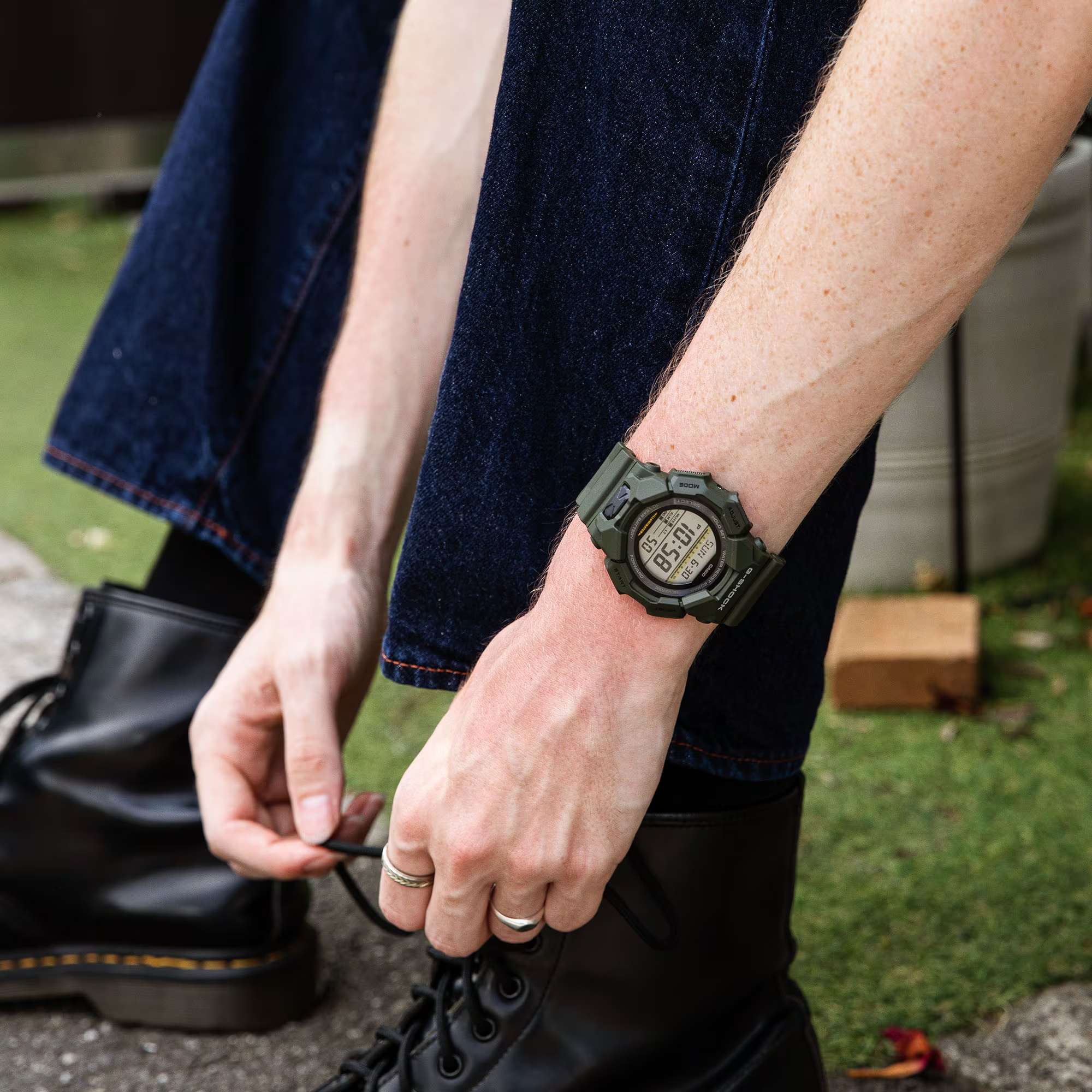 Orologio Uomo Casio G-SHOCK Verde Militare Digitale 10 Anni Batteria GA-010-3ER