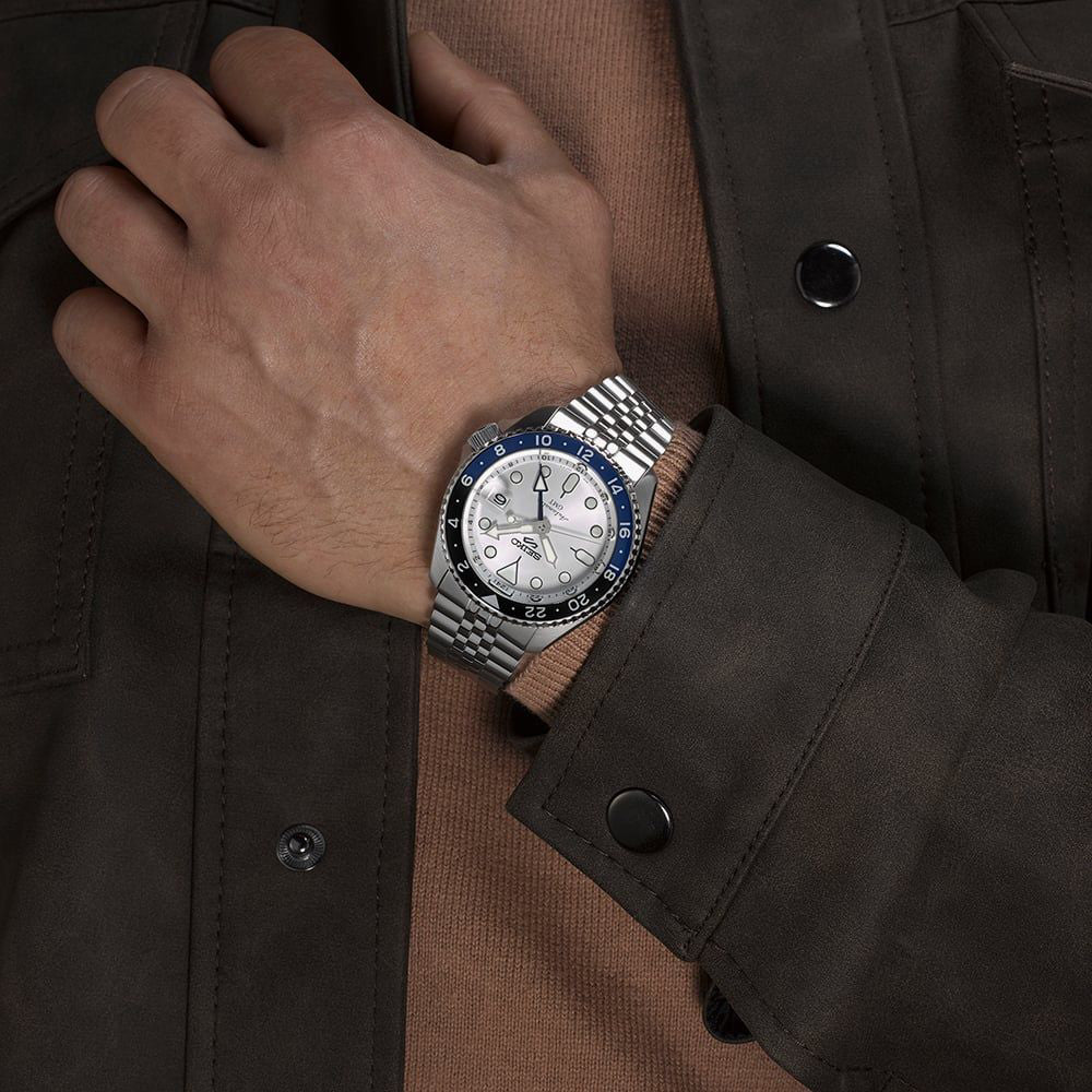 Orologio Uomo Seiko 5 GMT Sport Jubilè Automatico Nero Argentè Blu SSK033K1
