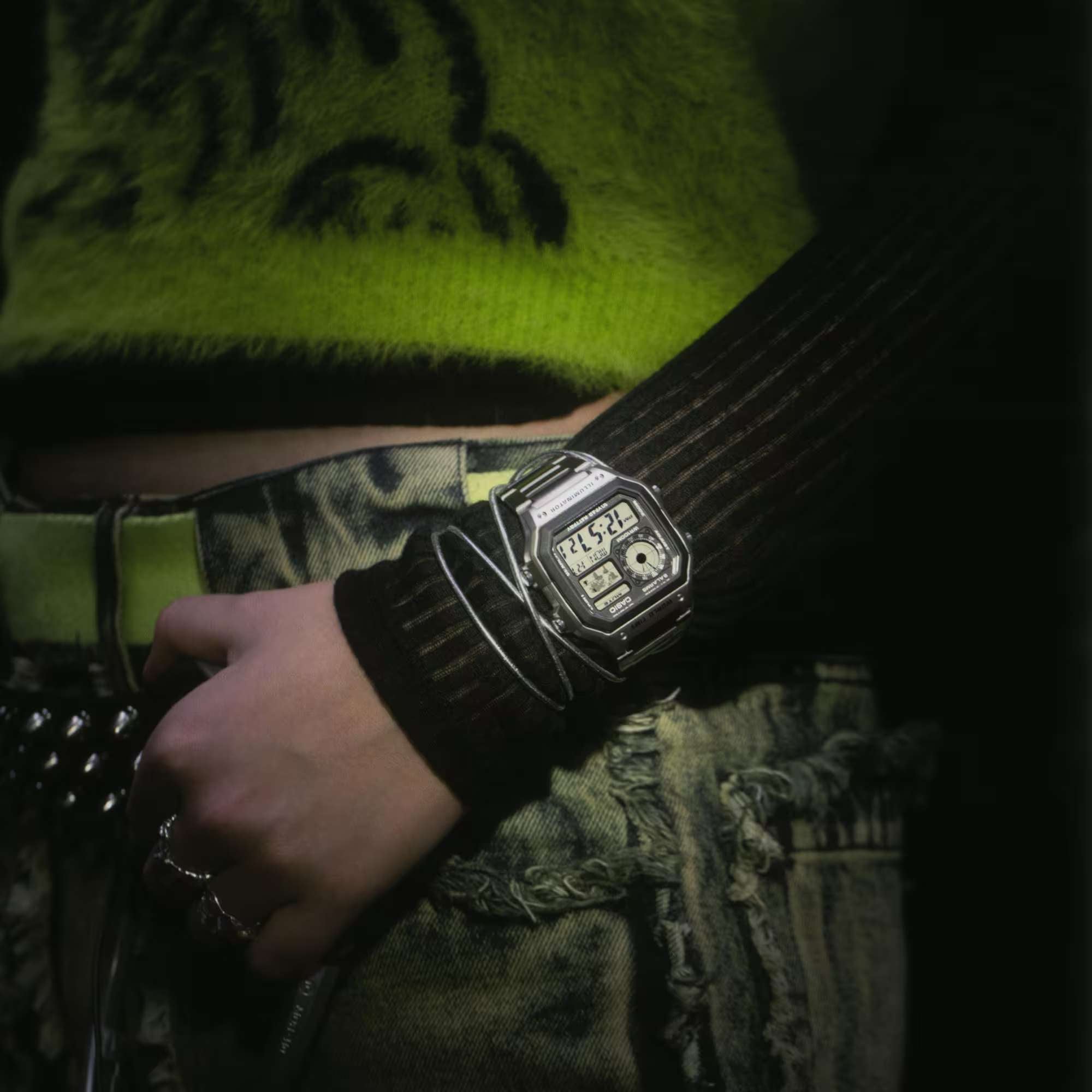 Orologio Uomo Casio Acciaio Quarzo Digitale World Time AE-1200WHD-1AVEF