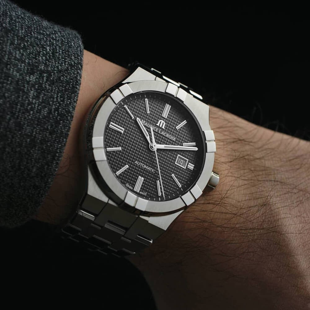 Orologio Uomo Maurice Lacroix Aikon Data Automatico Nero AI6007-SS002-330-1