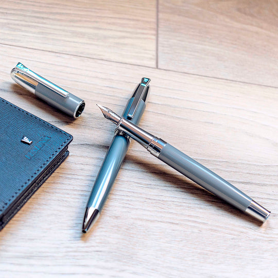 Penna Uomo Festina Acciaio Grigio Lucido Cappuccio Stilografica FWS2109/H