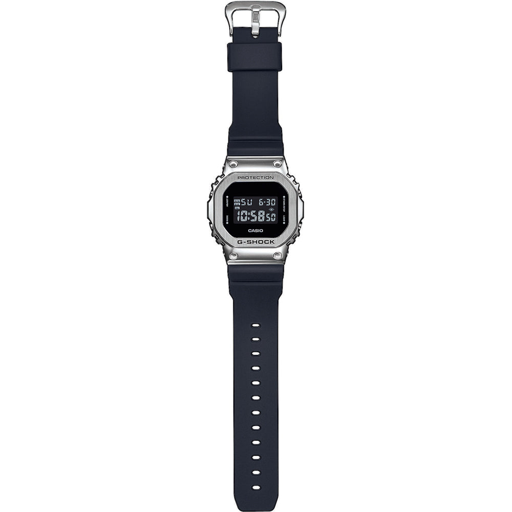 Orologio Uomo Casio G-SHOCK Gomma Acciaio Bianco Quarzo Digitale GM-5600-1ER