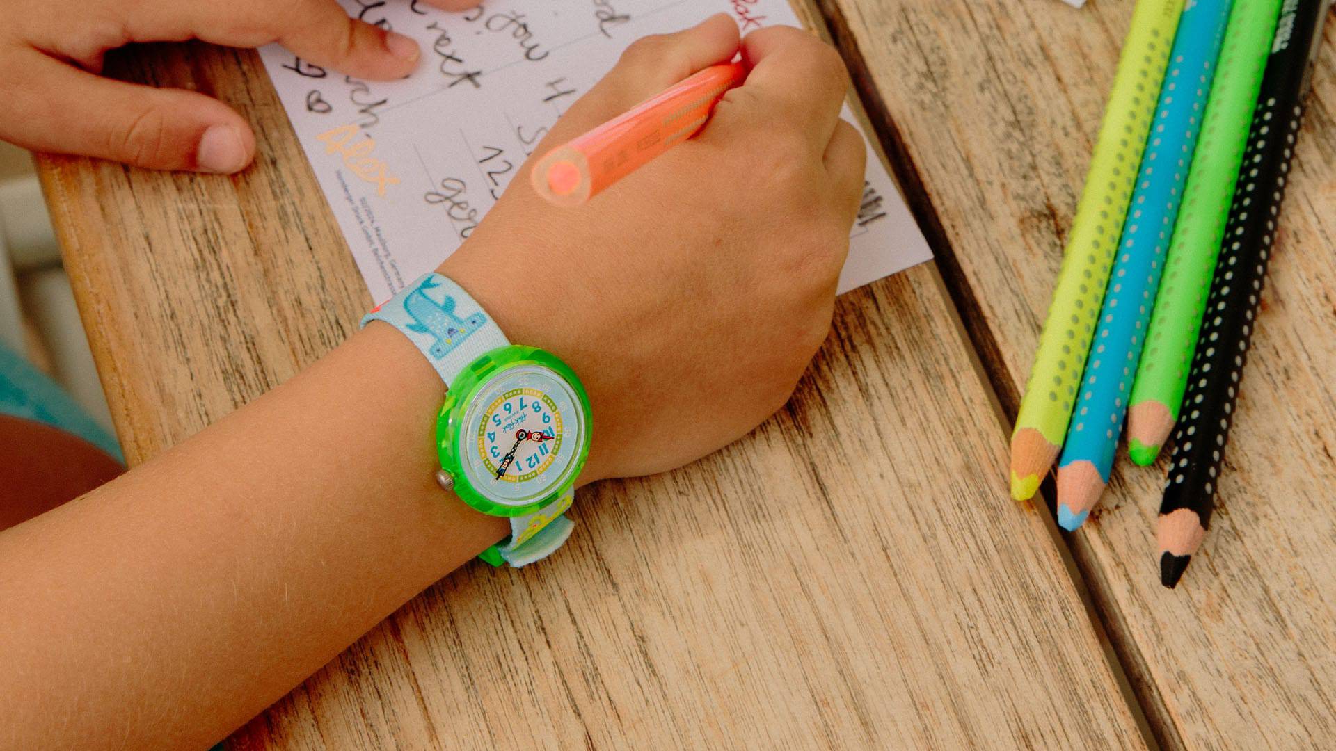 Special Box Orologio Bambino Swatch Flik Flak Color In Neon ZFBNP232