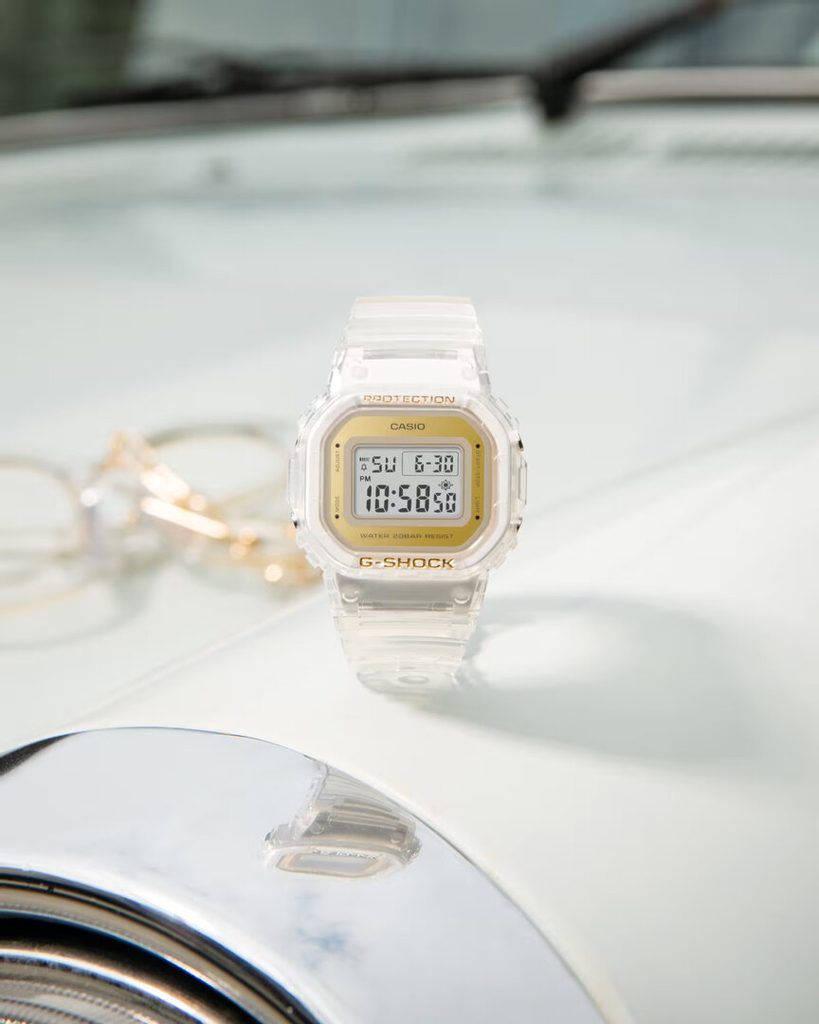 Orologio Unisex Casio G-Shock Quarzo Digitale Dorato Bianco GMD-S5600SG-7ER