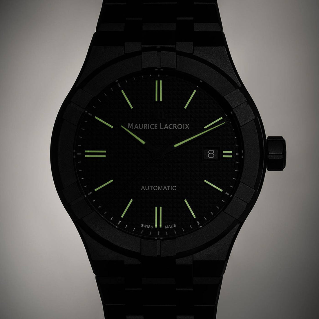 Orologio Uomo Maurice Lacroix Aikon Ceramica Nera Data Automatico AI6008-CRM22-330-2