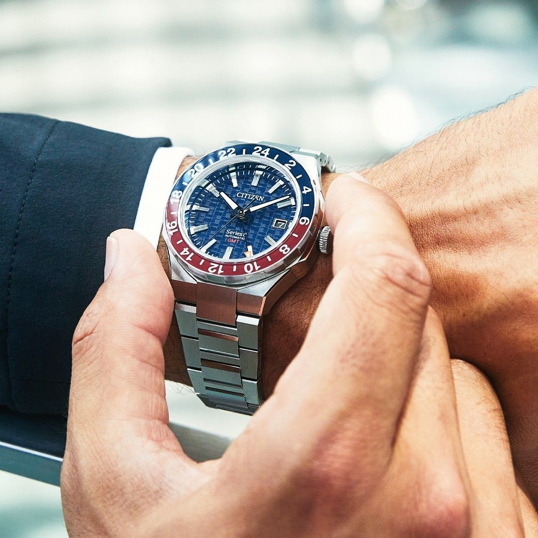 Orologio Uomo Citizen Serie 8 GMT Automatico Blu Rosso Pepsi Acciaio NB6030-59L