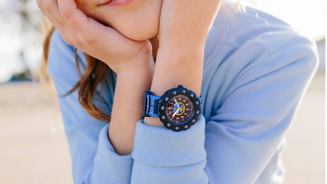 Orologio Bambino Swatch Flik Flak Take Off Aereoplano Quarzo Blu Nero ZFPSP068
