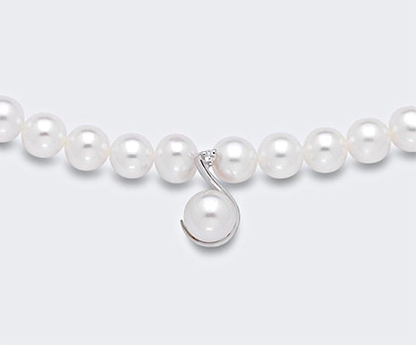 Collana Donna Mikiko Oro 18 Kt Perla fresh water 5-5,5 mm e diamanti