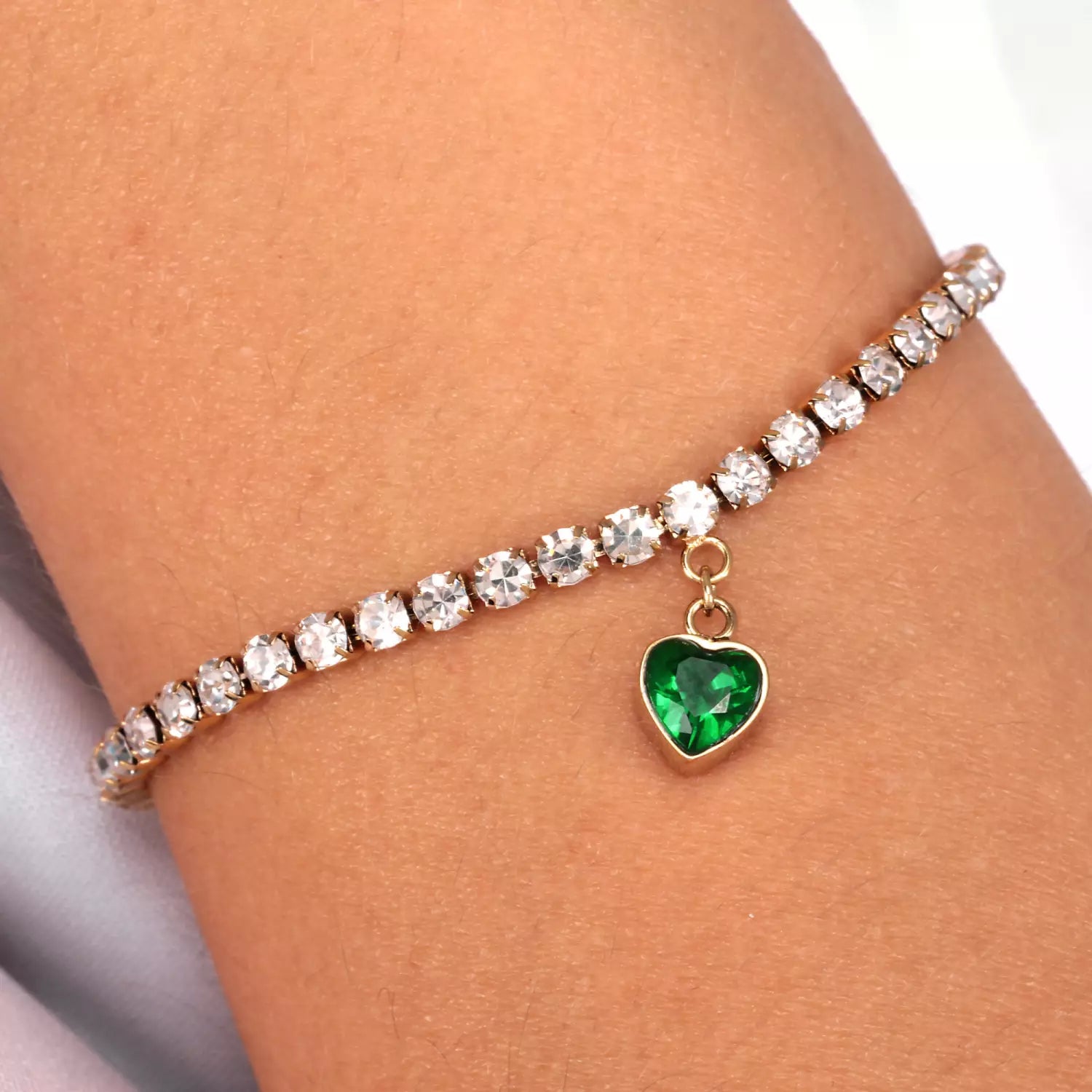 Bracciale Donna La Petite Story Acciaio Dorato Cristalli Bianchi Cuore Verde LPS05ASD28