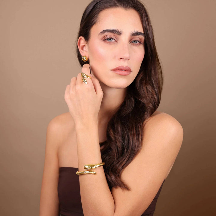 Anello Donna Etrusca Bronzo Dorato Fascia Aperta Martellata WSET00879.YG-16