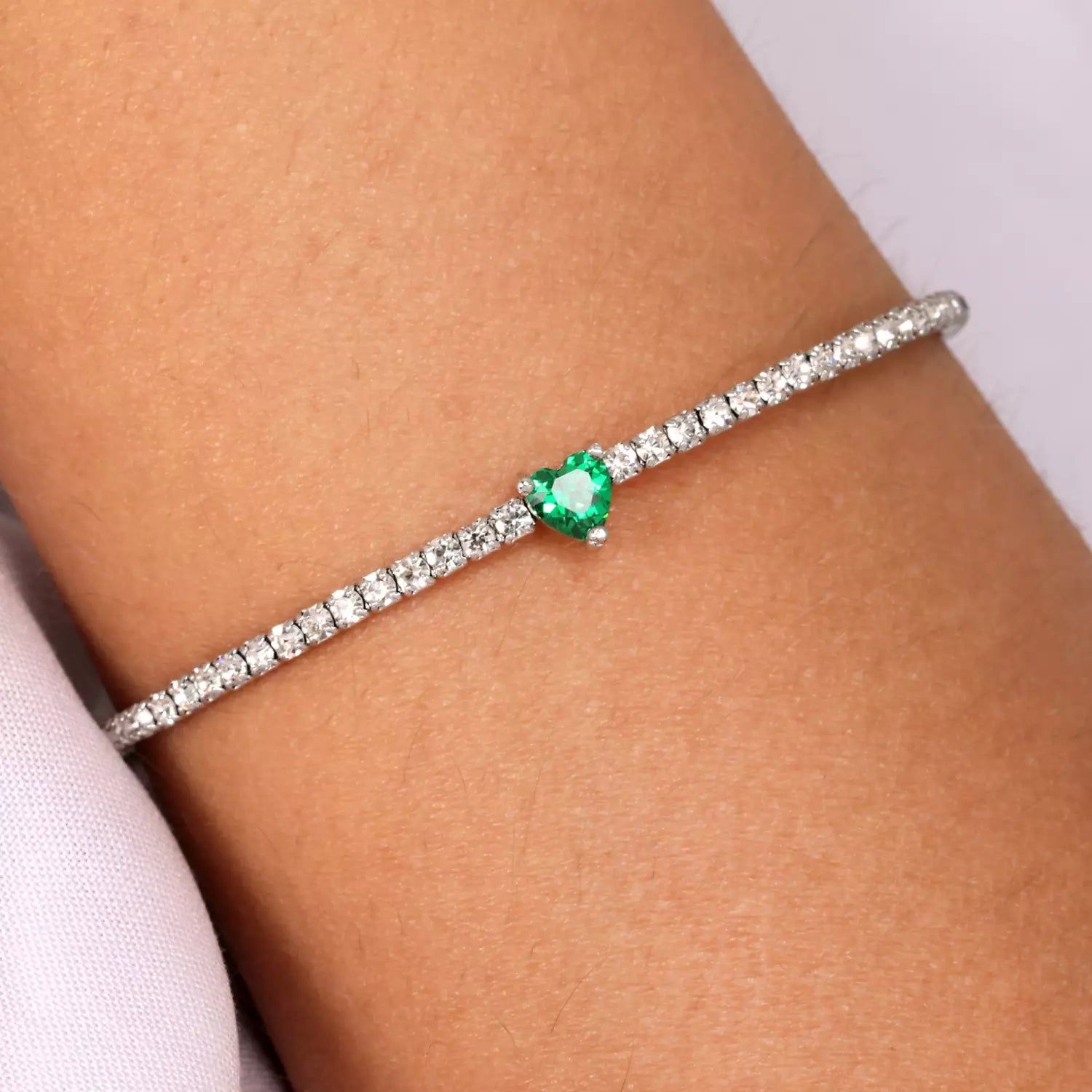 Bracciale Donna La Petite Story Ottone Con Zirconi Bianchi E Cuore Smeraldo LPS05ASD22