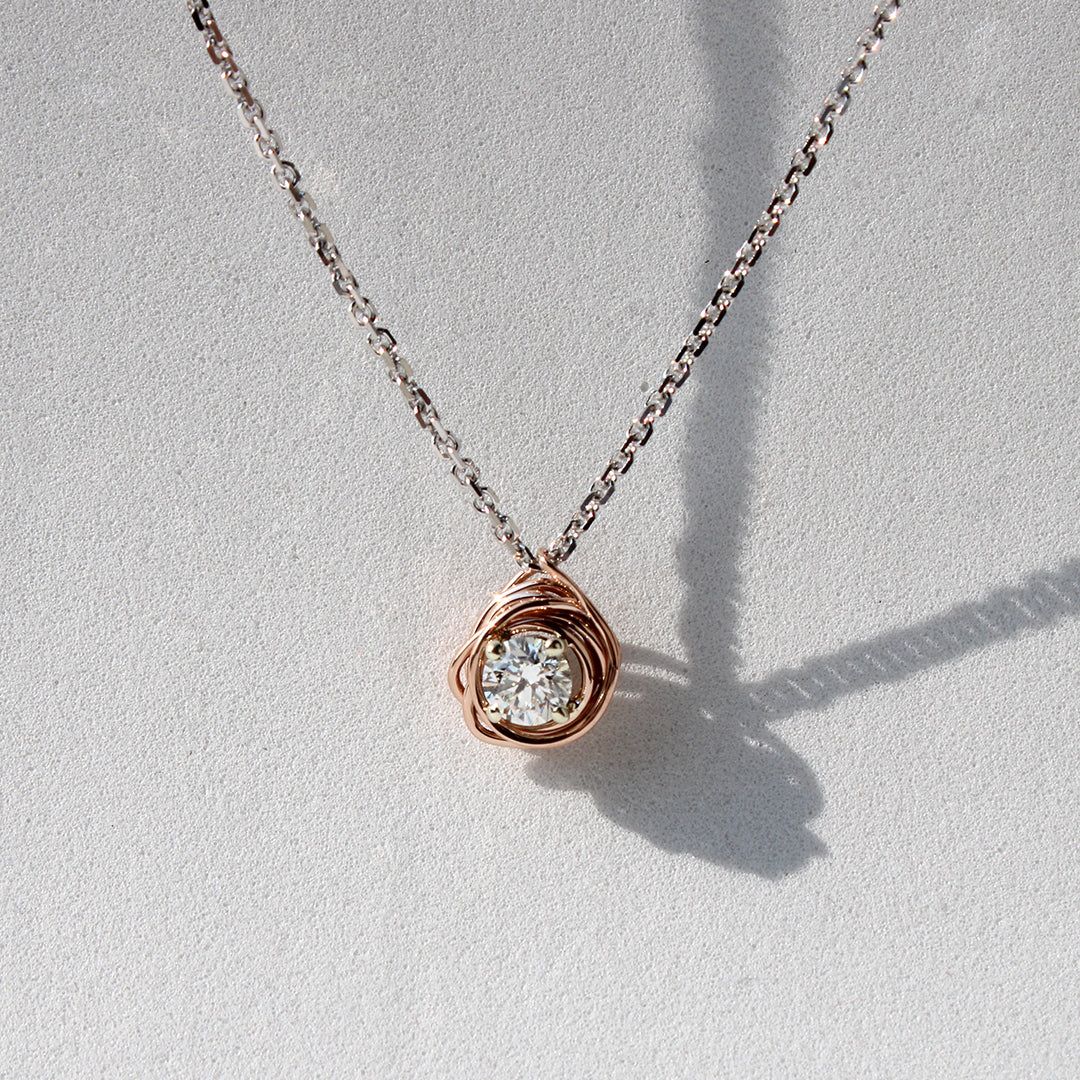 Punto Luce Filodellavita in Oro Rosa 9kt. con un Diamante Colorless CA100BR-45