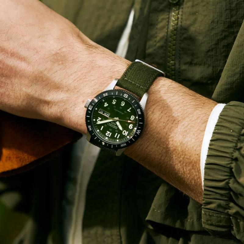 Orologio Uomo Seiko 5 Sport Field Automatico Verde Militare HDB008K1