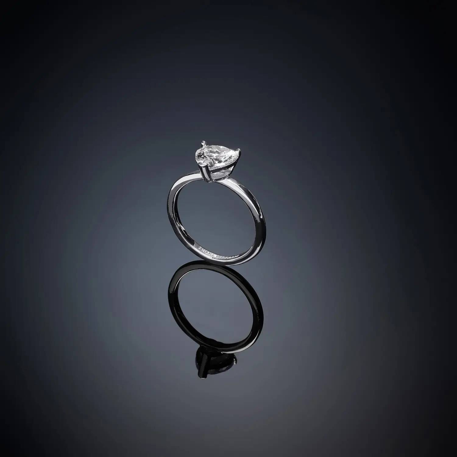 Anello Donna Chiara Ferragni Cuore Zirconi Bianchi Solitario J19AVI39018