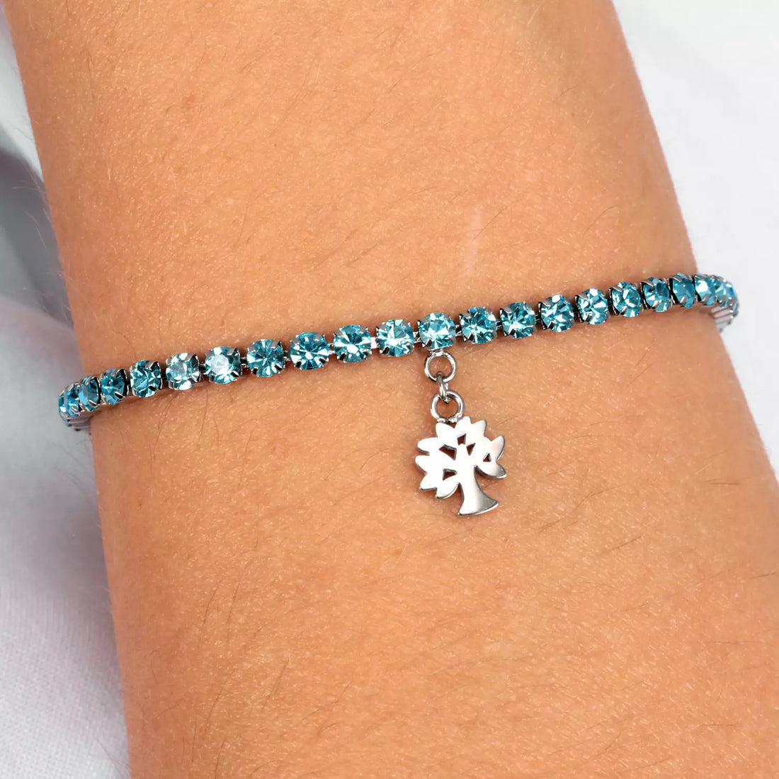 Bracciale Donna La Petite Story Acciaio Cristalli Celesti Family  LPS05ASF32