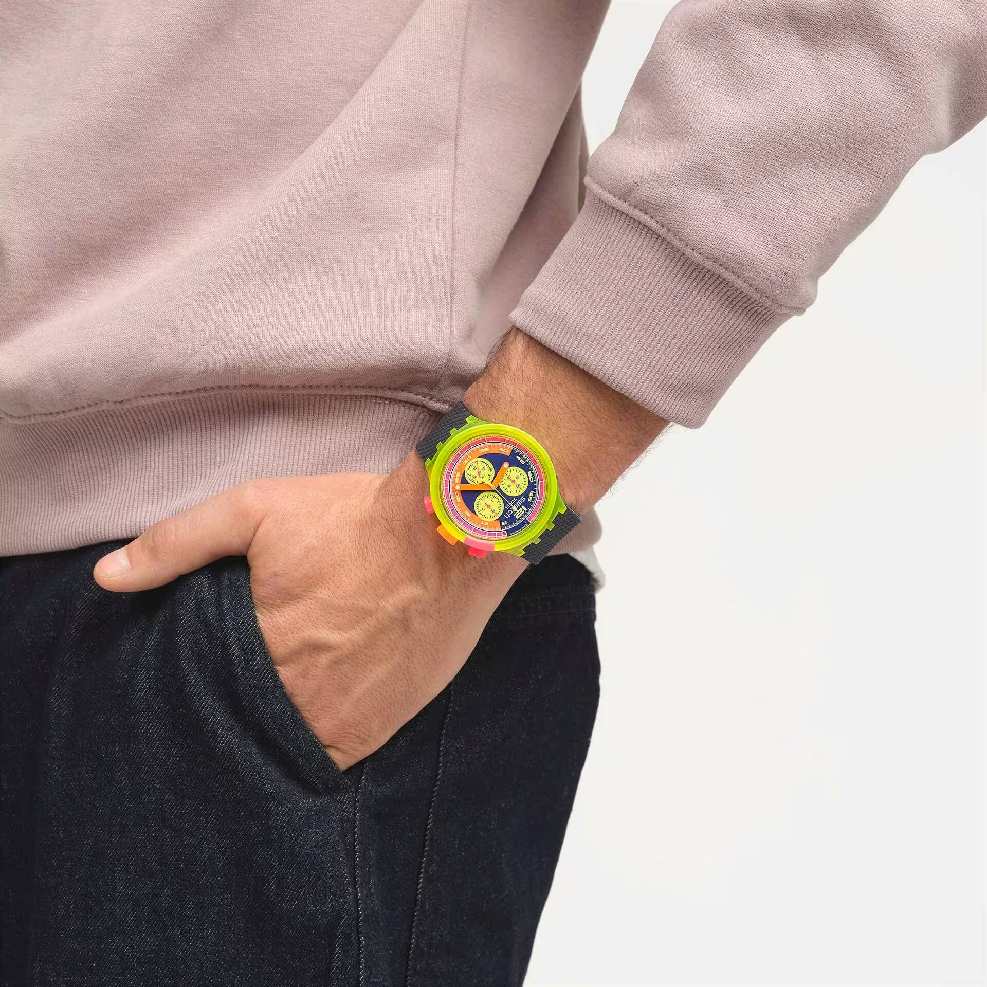 Orologio Uomo Swatch Neon To The Max Quarzo Cronografo Multicolore SB06J100