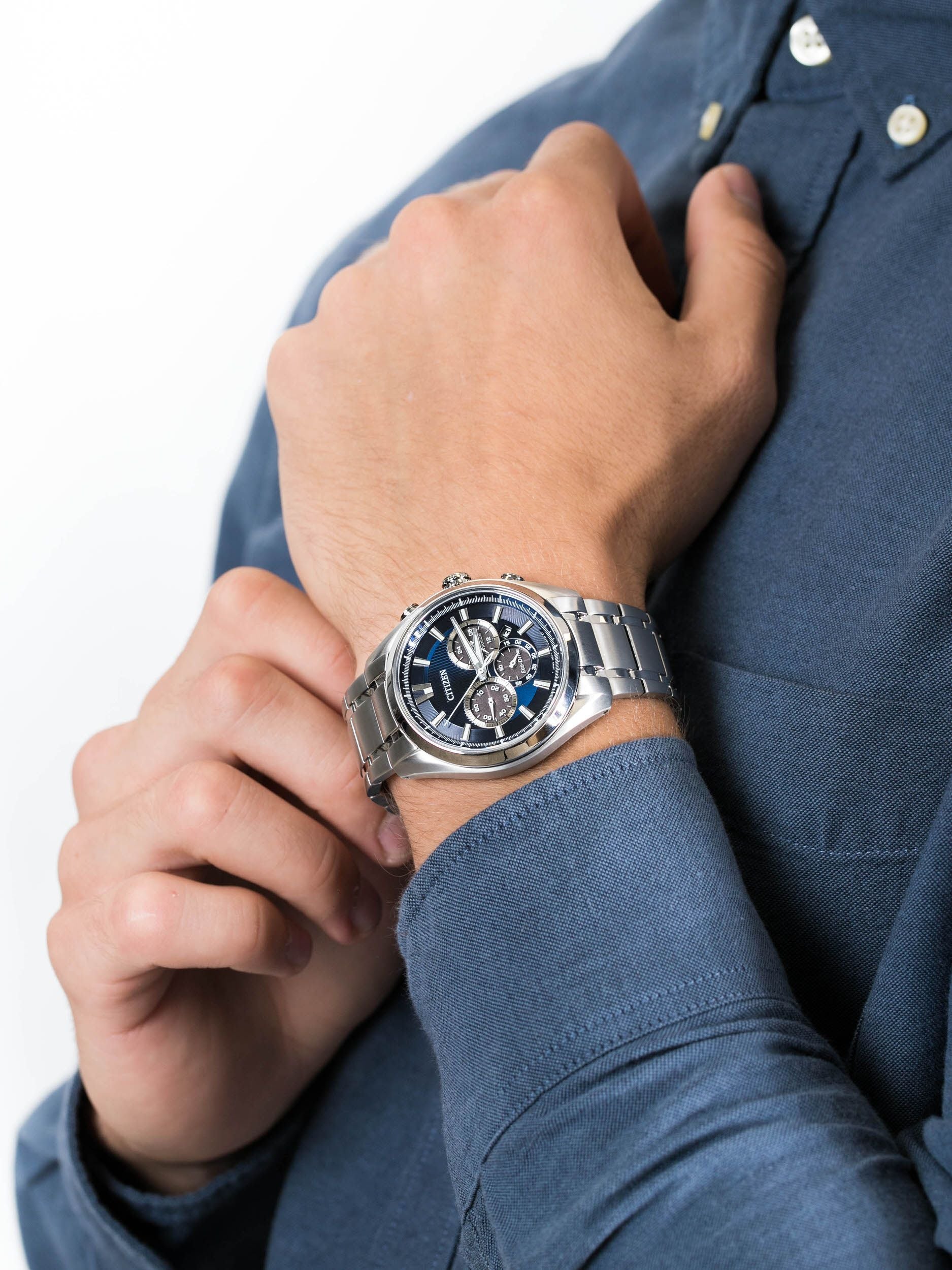 Orologio Uomo Citizen Eco Drive Cronografo Data Super Titanio Blu CA4010-58L