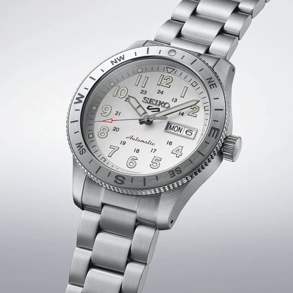 Orologio Uomo Seiko 5 Sport Field Automatico Argentè HDB007K1