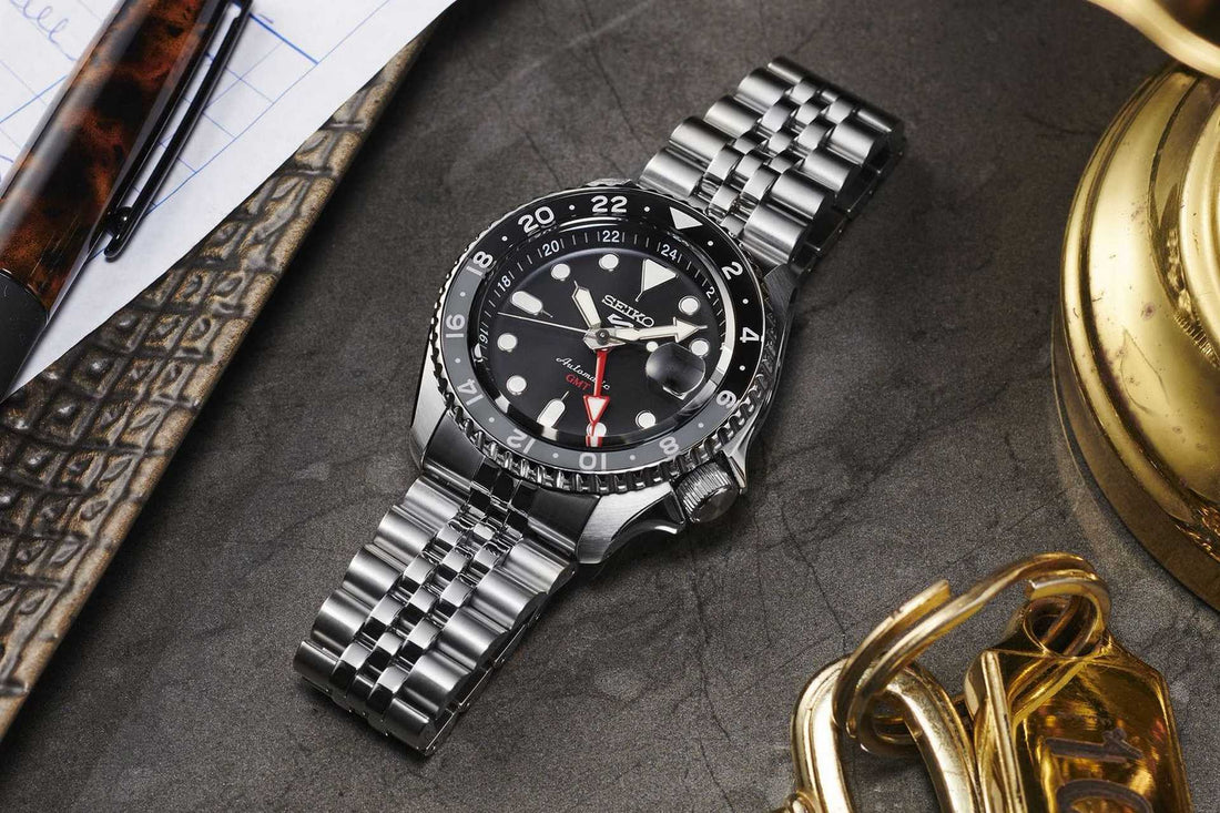 Orologio Uomo Seiko 5 GMT Sport Acciaio Jubilè Automatico Nero Data SSK001K1