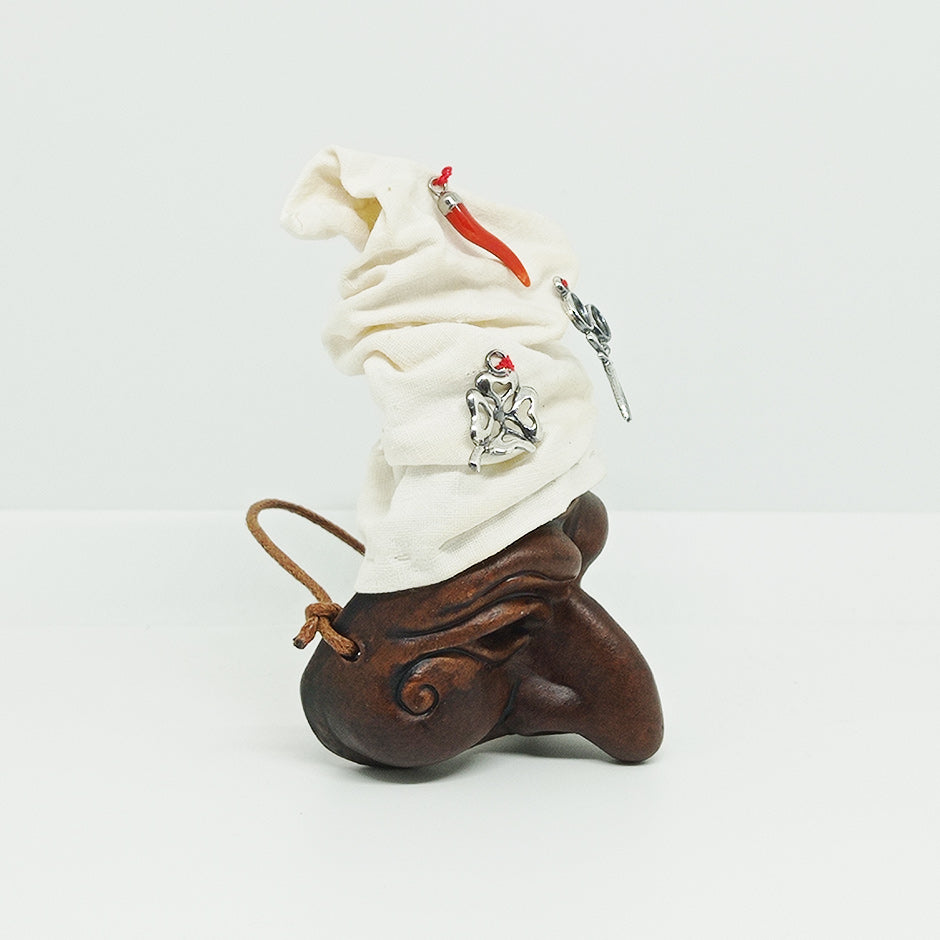 Maschera pulcinella  Arte in Terracotta  e Argento