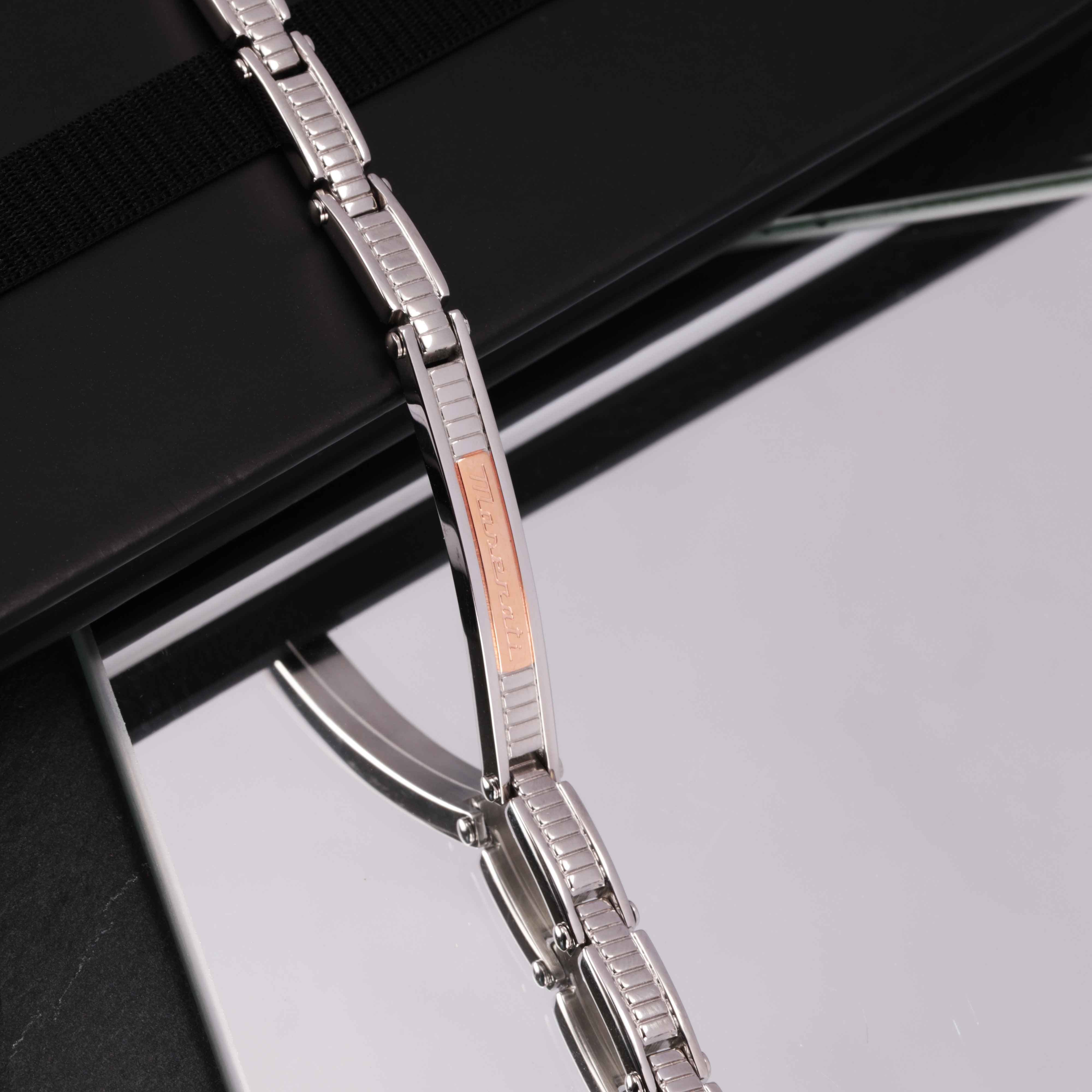Bracciale Uomo Maserati Semirigido Acciaio Bicolore Targhetta Logo Rosè JM421ATK17