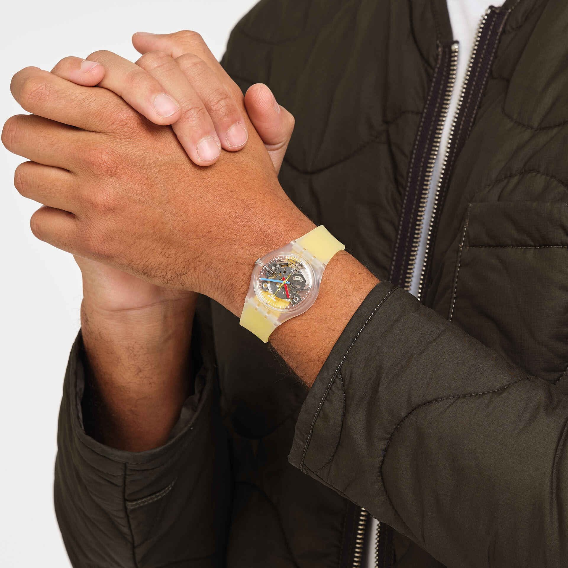 Orologio Uomo Swatch Quarzo Solo Tempo Monthly Drops Scheletrato Giallo GE291