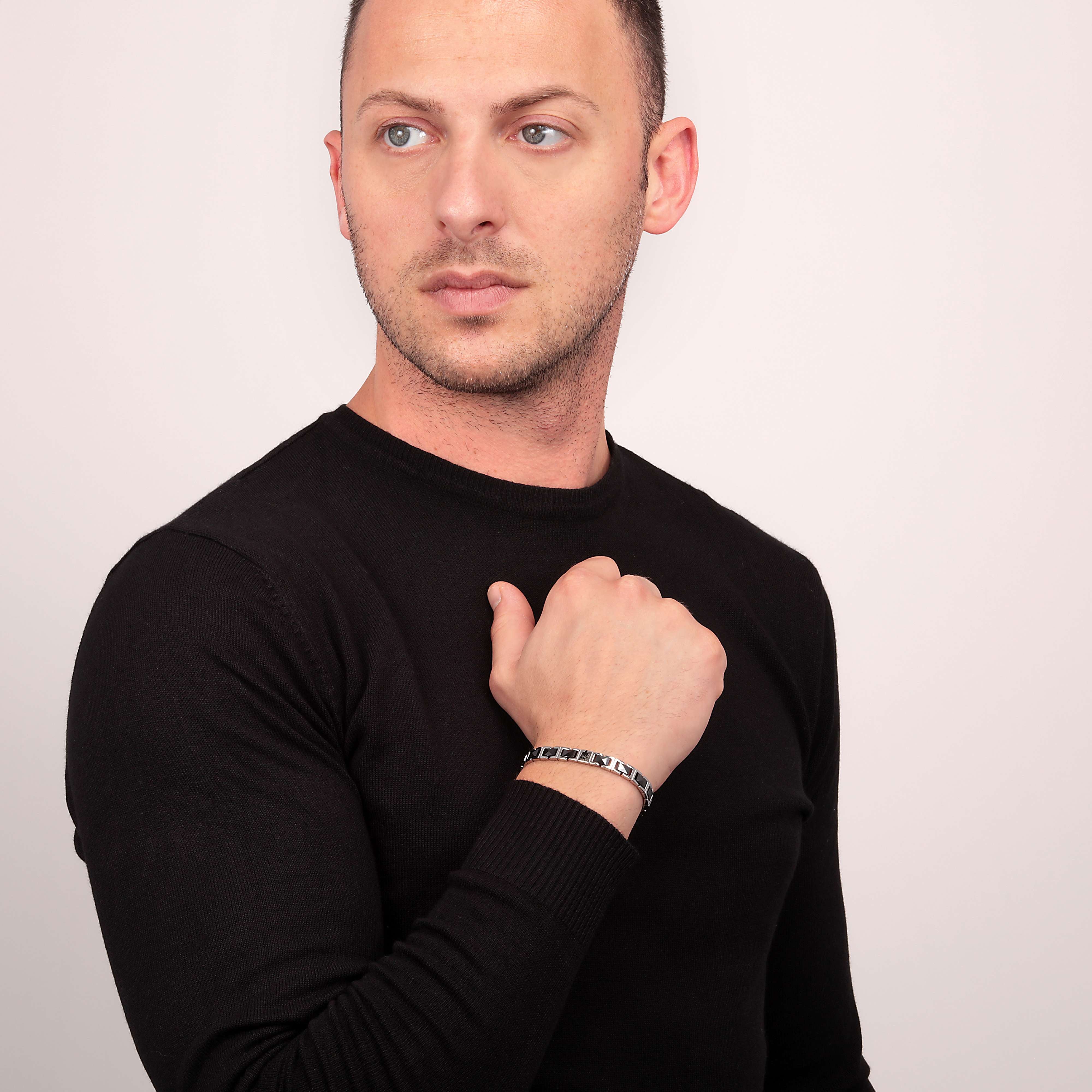 Bracciale Uomo Maserati Acciaio Logo Tridente Ceramica Nera Sfaccettata JM420ATI07